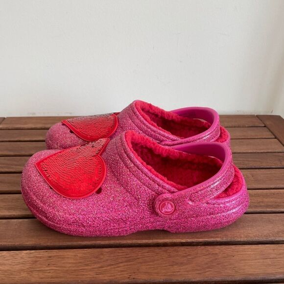 NWT Crocs Classic Lined Valentine’s Day 2023 Clog Women Size 7 (208385-6EN) - Picture 6 of 11